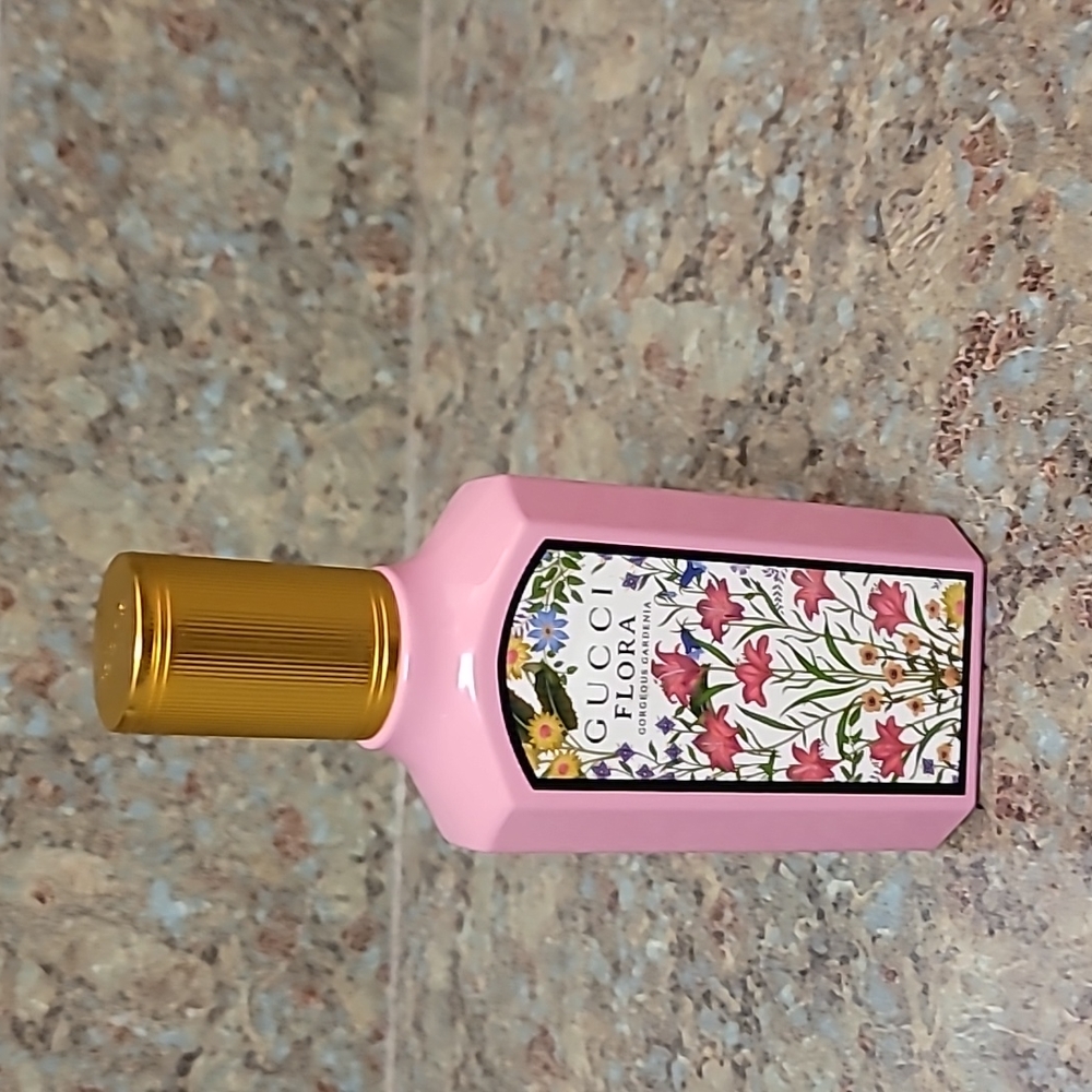Gucci Flora Gorgeous Gardinia Perfume